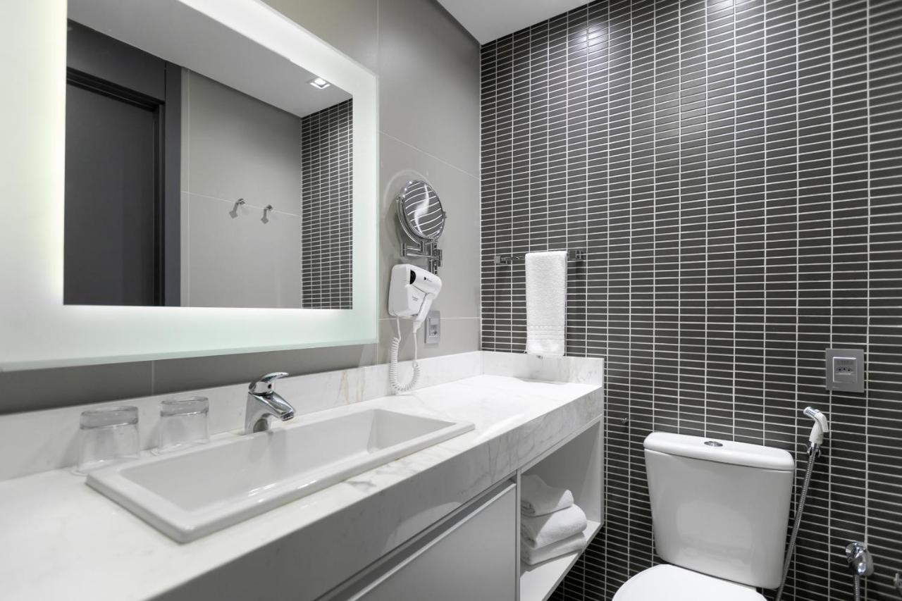 Studio Premium Batel Hsb009 Apartment Curitiba Luaran gambar